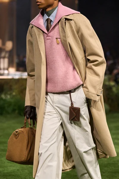 Look 27